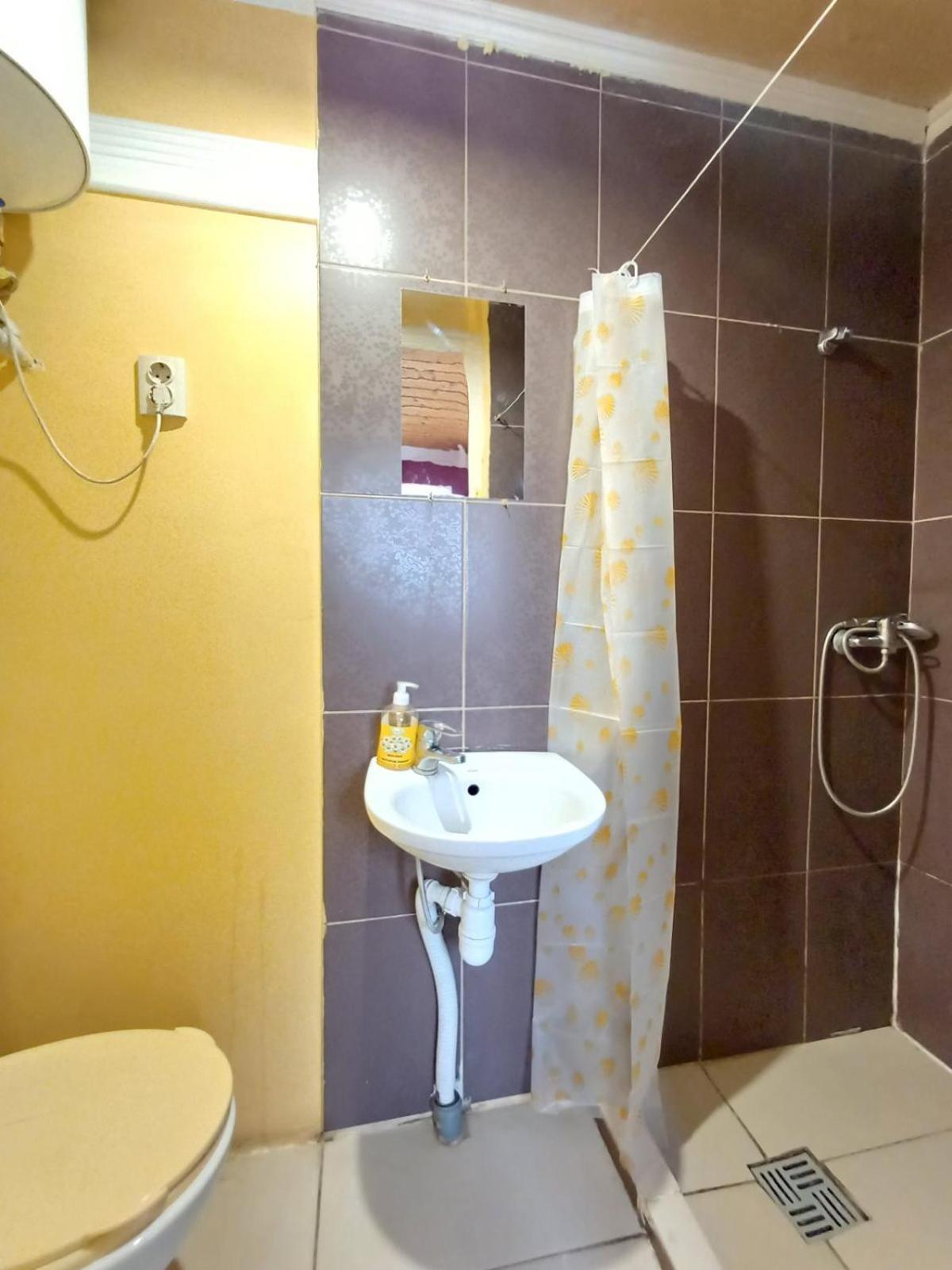 Дом От Владельца С Парковой Apartamento Tcherkássi Exterior foto