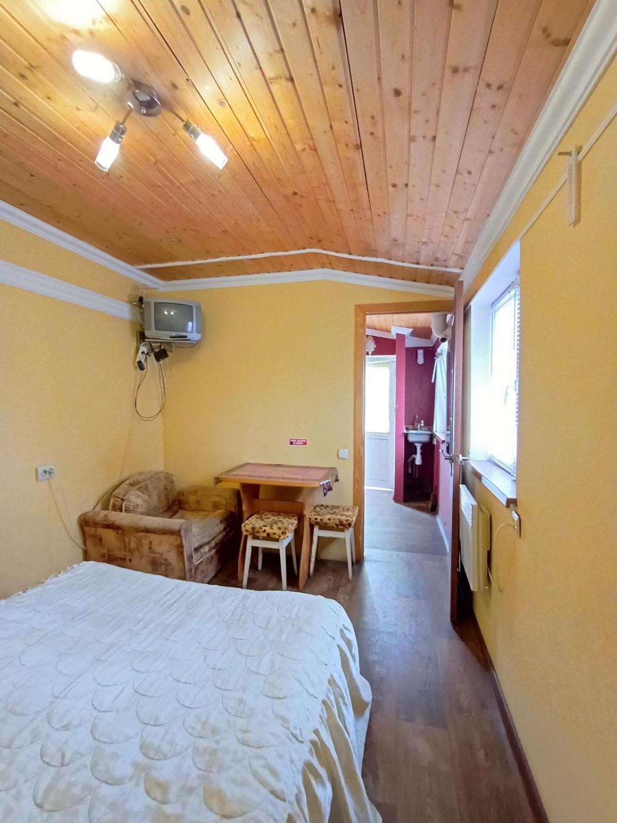 Дом От Владельца С Парковой Apartamento Tcherkássi Exterior foto